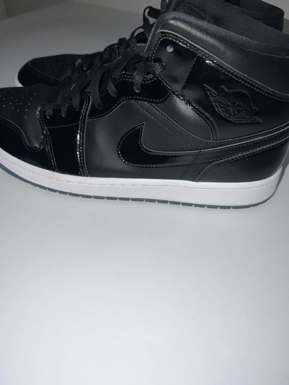 Air Jordan 1 Mid Black Patent Leather Sneakers  Men's size 13